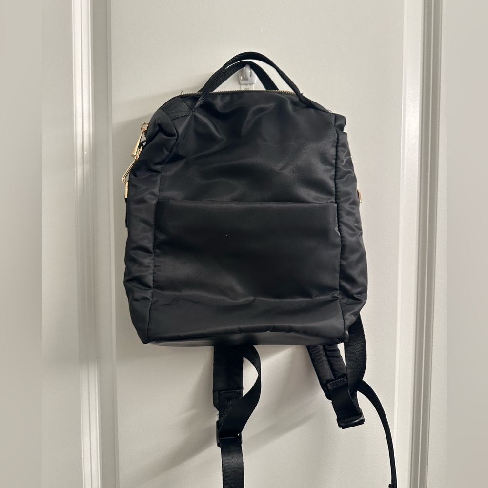 Universal Thread backpack
